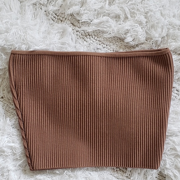 Aritzia Tops - BABATON ESSAMBA TUBE TOP